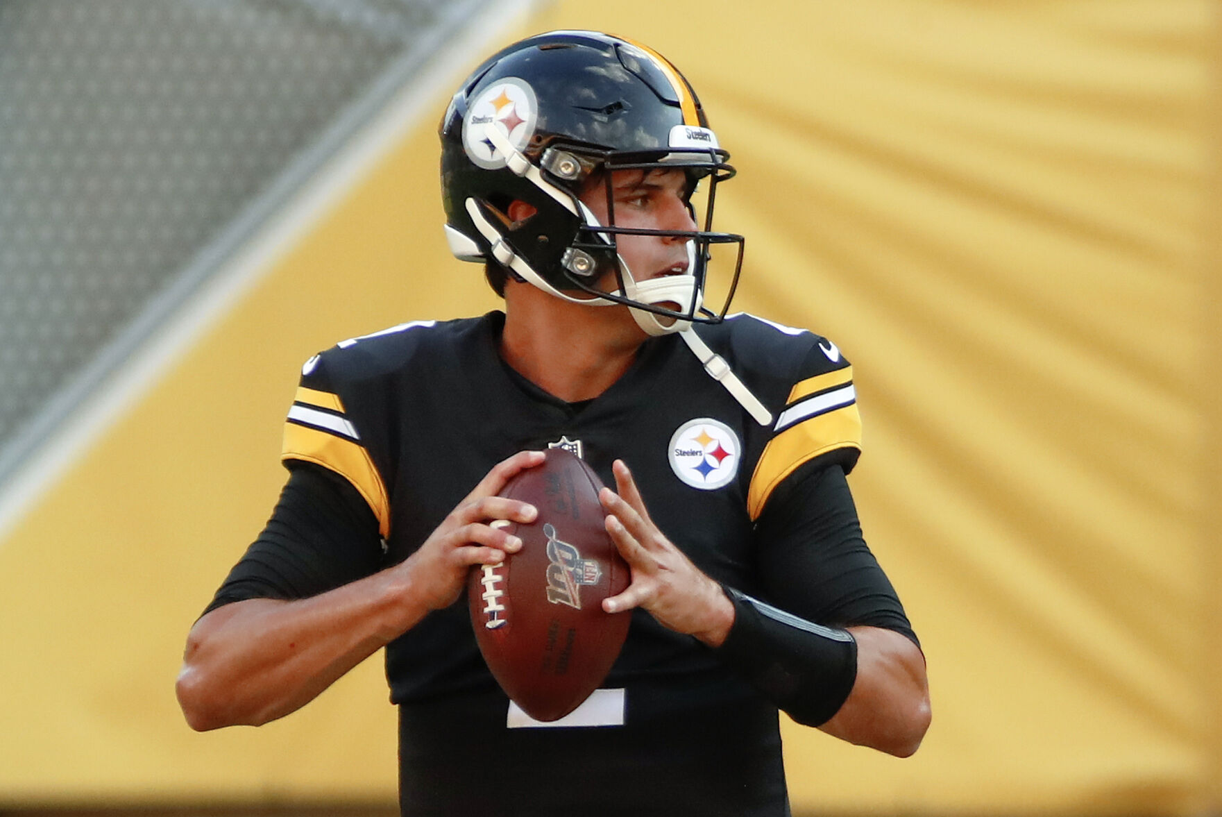 Pittsburgh Steelers quarterback Mason Rudolph